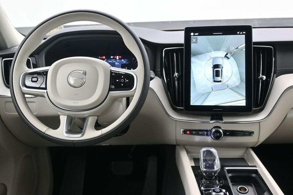 2026 Volvo XC60 B5 Ultra