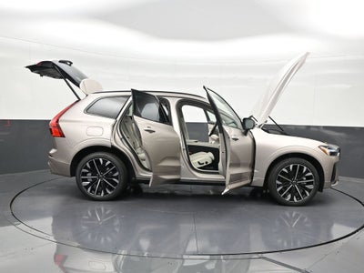2026 Volvo XC60 B5 Ultra