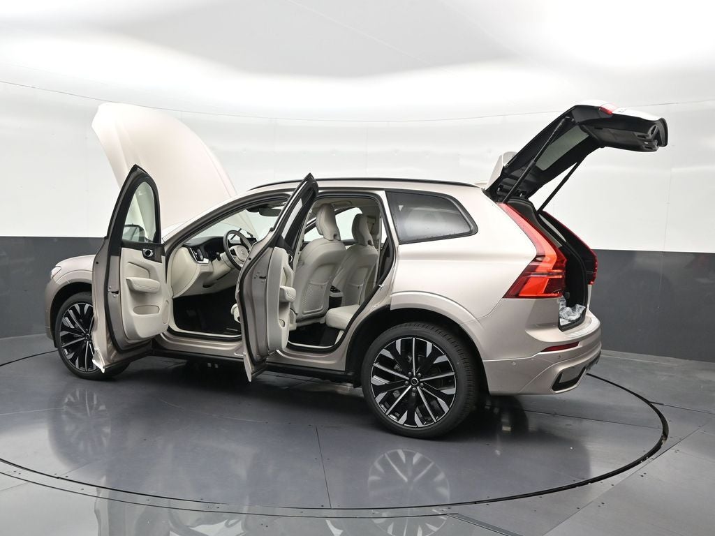 2026 Volvo XC60 B5 Ultra