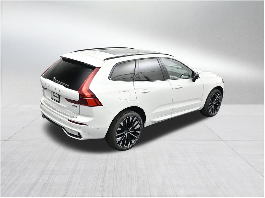 2026 Volvo XC60 B5 Ultra