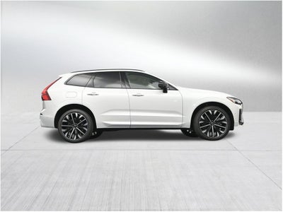 2026 Volvo XC60 B5 Ultra