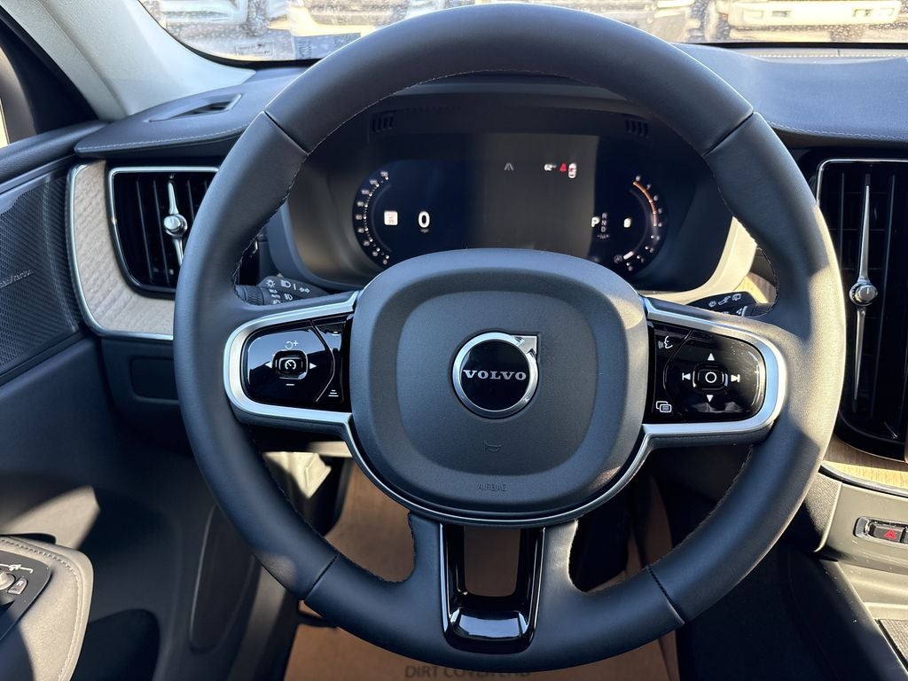2026 Volvo XC60 B5 Ultra