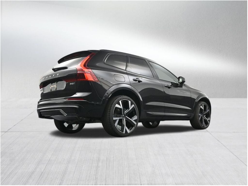 2026 Volvo XC60 B5 Ultra