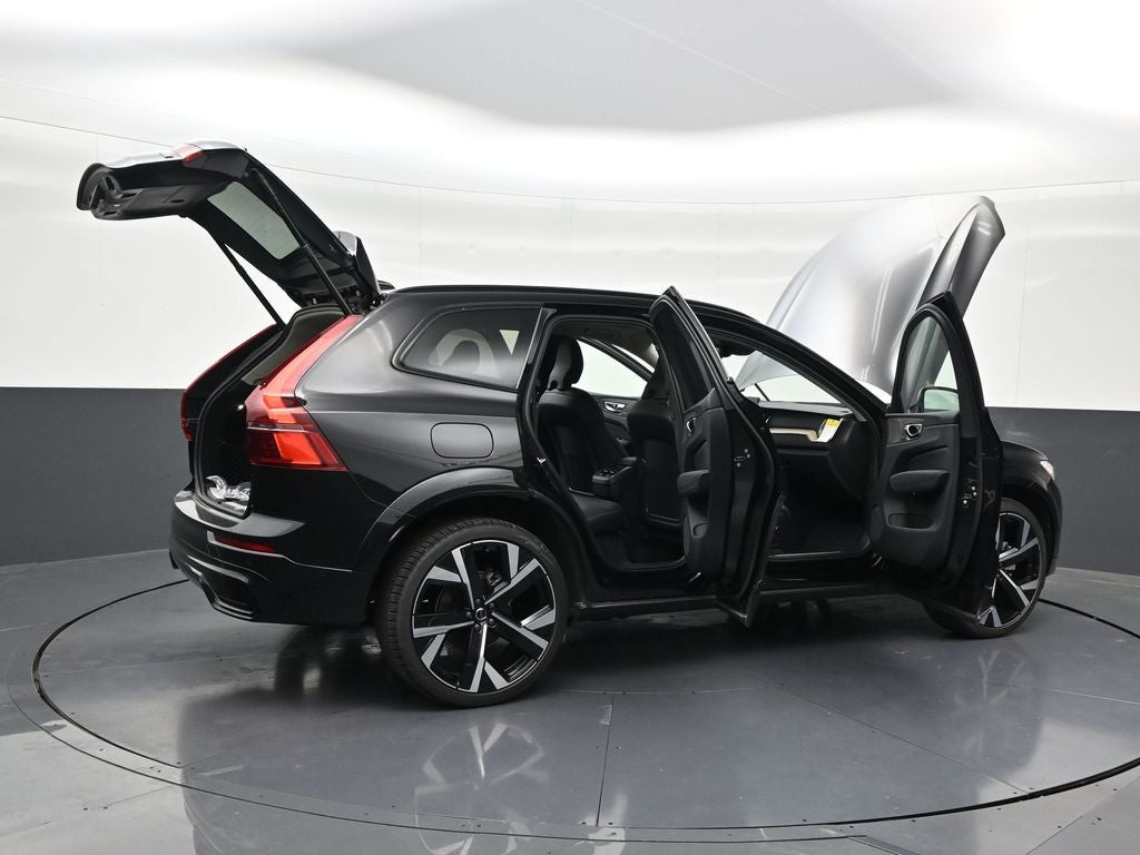 2026 Volvo XC60 B5 Ultra