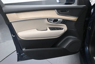 2027 Volvo XC90 B5 Core