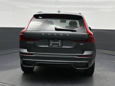 2027 Volvo XC60 B5 Plus