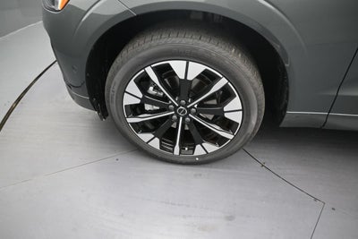 2027 Volvo XC60 B5 Plus