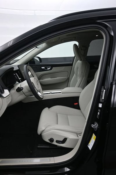 2027 Volvo XC60 B5 Ultra