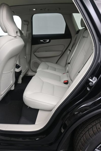 2027 Volvo XC60 B5 Ultra