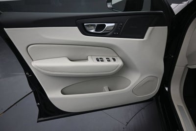 2027 Volvo XC60 B5 Ultra