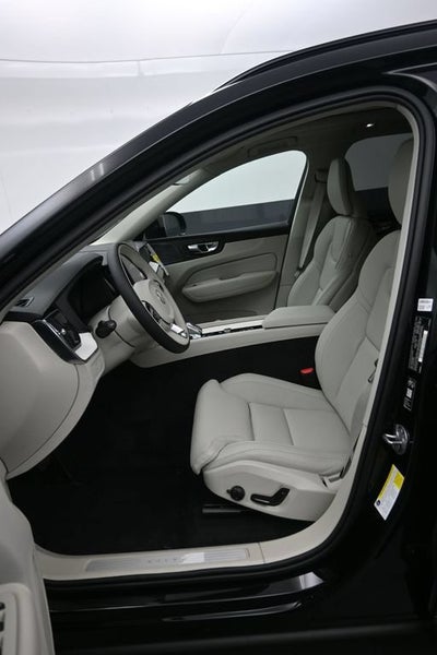 2027 Volvo XC60 B5 Ultra