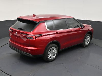 2026 Mitsubishi Outlander ES