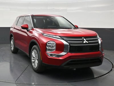 2026 Mitsubishi Outlander ES