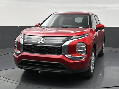 2026 Mitsubishi Outlander ES
