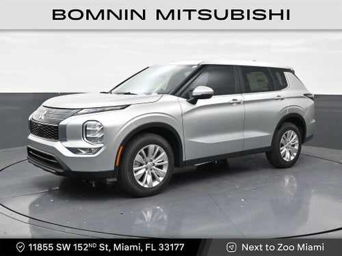 2026 Mitsubishi Outlander ES