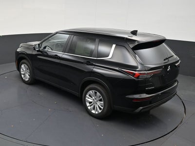 2026 Mitsubishi Outlander ES