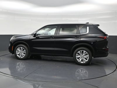 2026 Mitsubishi Outlander ES