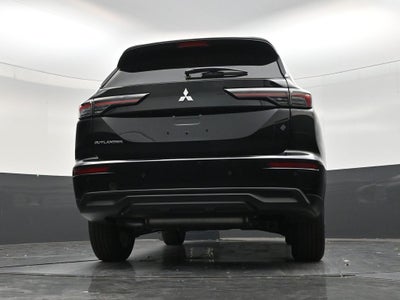 2026 Mitsubishi Outlander ES