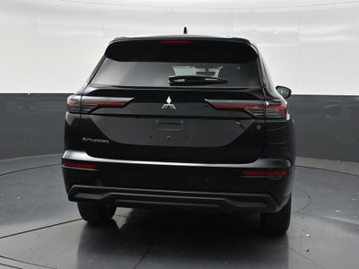 2026 Mitsubishi Outlander ES