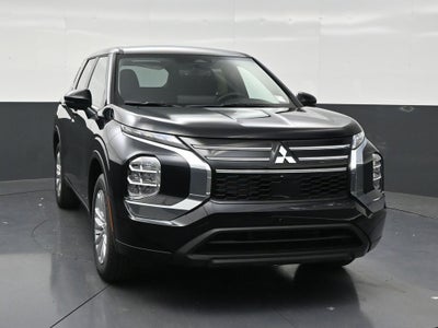 2026 Mitsubishi Outlander ES