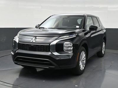 2026 Mitsubishi Outlander ES
