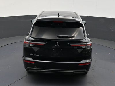 2026 Mitsubishi Outlander ES