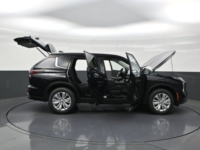 2026 Mitsubishi Outlander ES