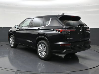 2026 Mitsubishi Outlander ES