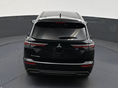 2026 Mitsubishi Outlander ES