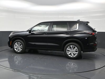 2026 Mitsubishi Outlander ES