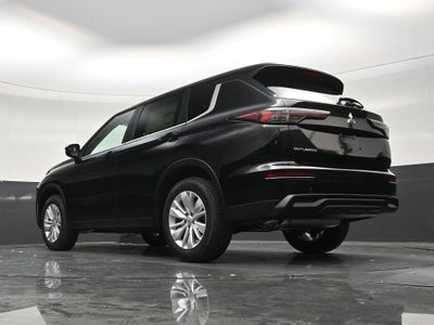2026 Mitsubishi Outlander ES
