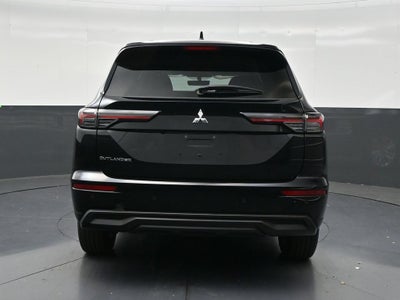 2026 Mitsubishi Outlander ES