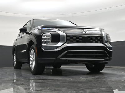 2026 Mitsubishi Outlander ES
