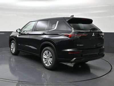 2026 Mitsubishi Outlander ES