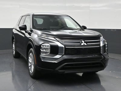 2026 Mitsubishi Outlander ES