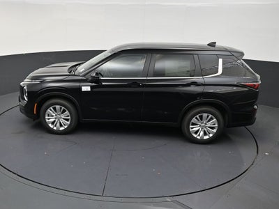 2026 Mitsubishi Outlander ES
