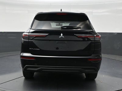 2026 Mitsubishi Outlander ES