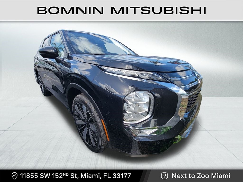 2025 Mitsubishi Outlander SE