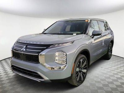 2026 Mitsubishi Outlander SE