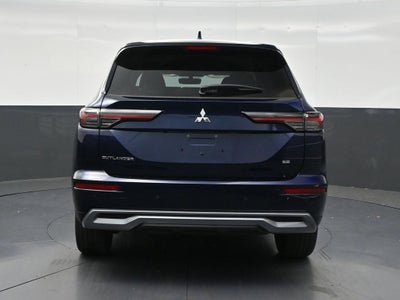 2026 Mitsubishi Outlander SE