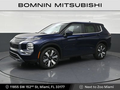 2026 Mitsubishi Outlander SE