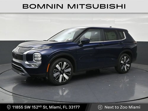 2026 Mitsubishi Outlander SE