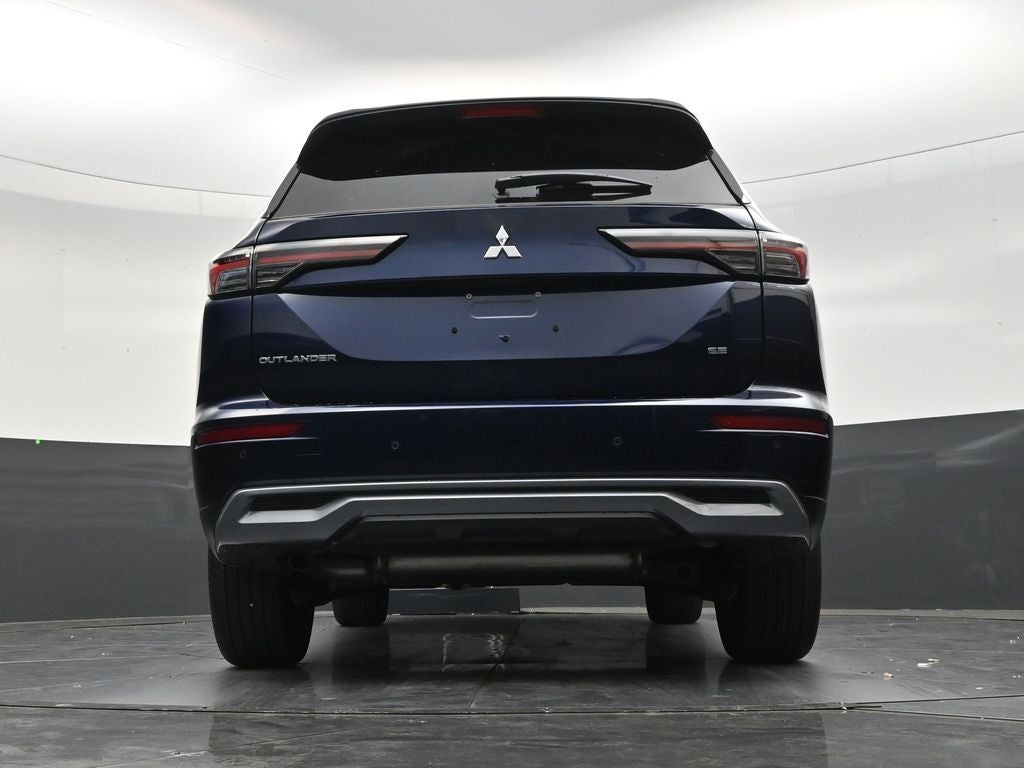 2026 Mitsubishi Outlander SE
