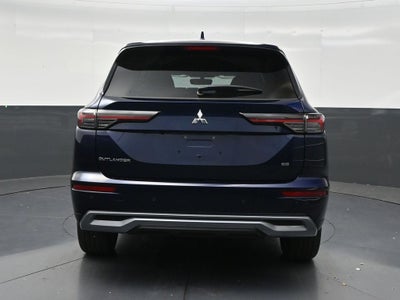 2026 Mitsubishi Outlander SE