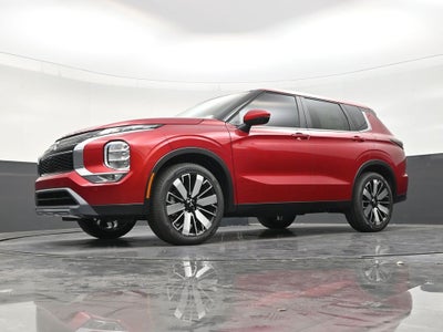 2026 Mitsubishi Outlander SE