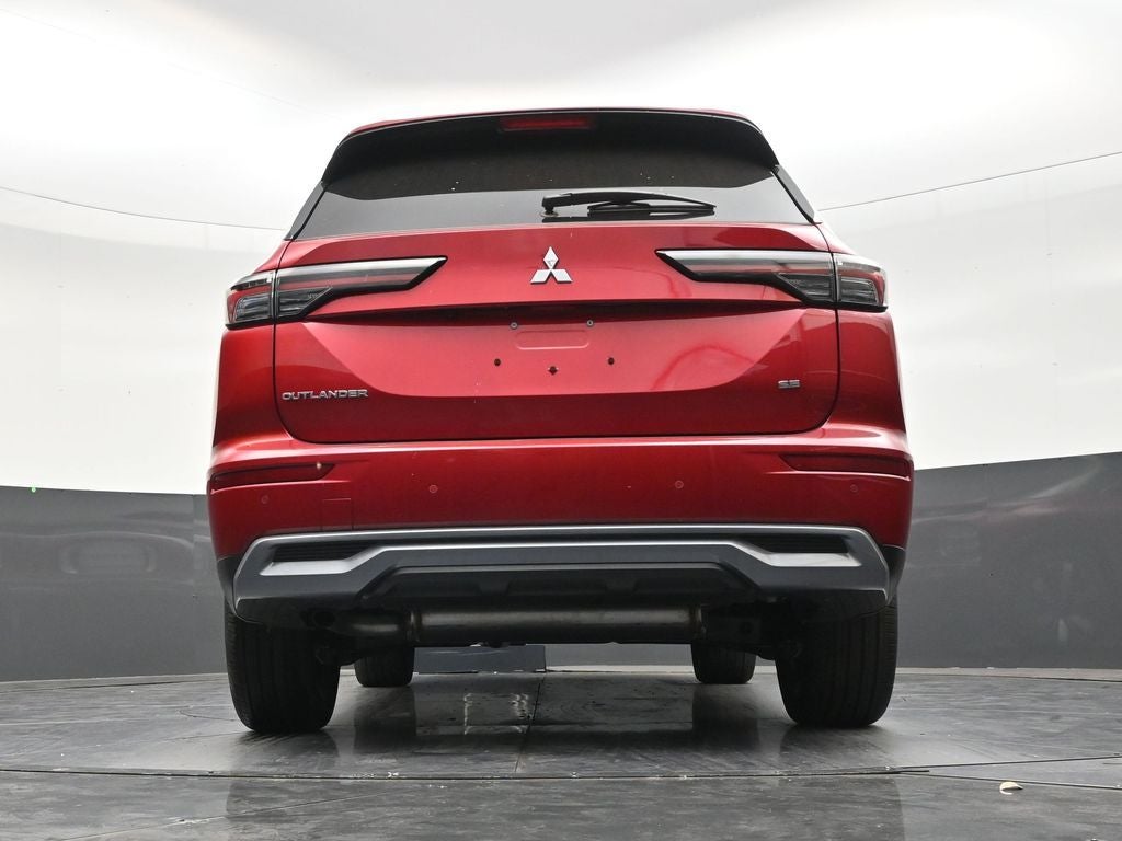 2026 Mitsubishi Outlander SE