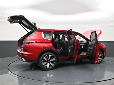 2026 Mitsubishi Outlander SE