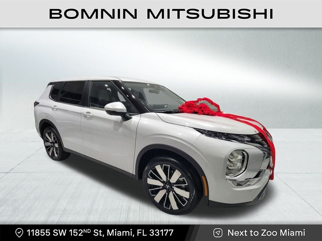 2026 Mitsubishi Outlander SE