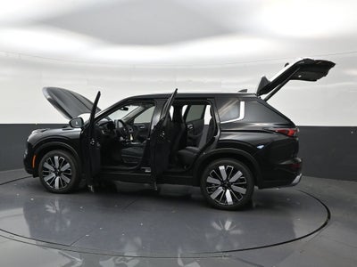 2026 Mitsubishi Outlander SE
