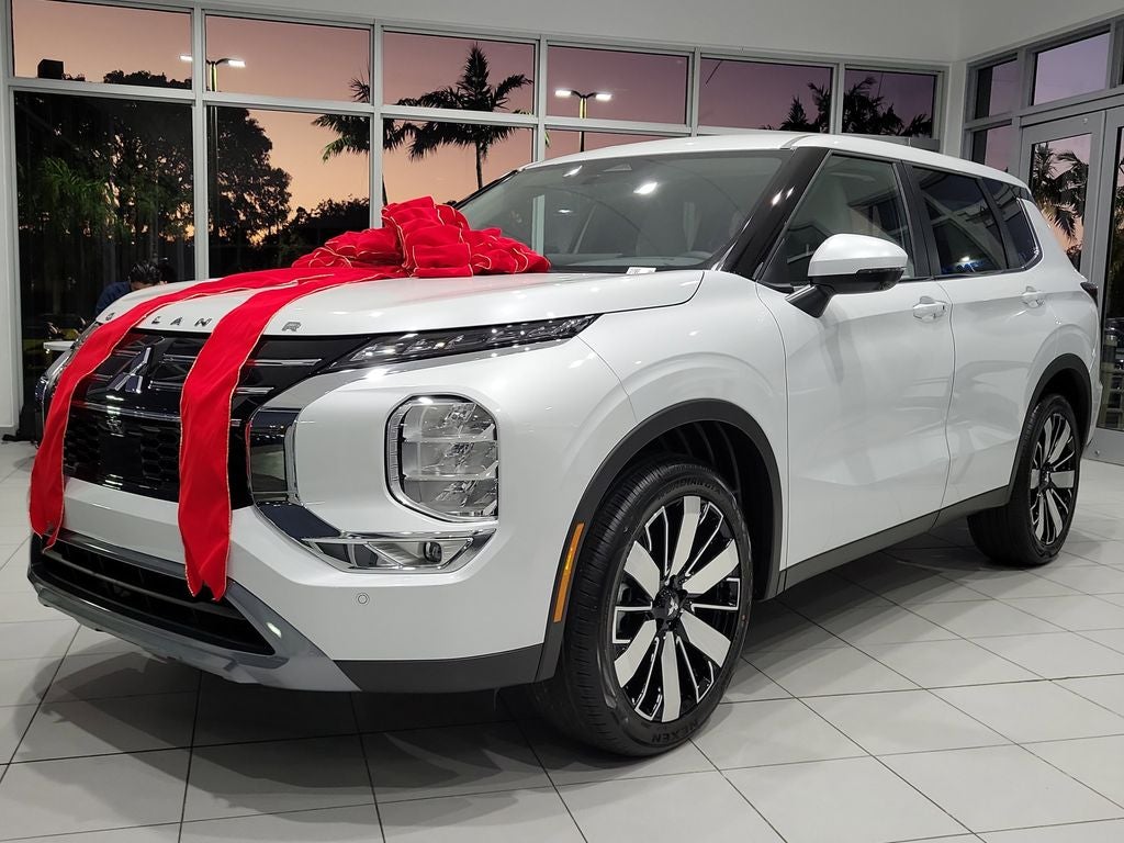 2026 Mitsubishi Outlander SE